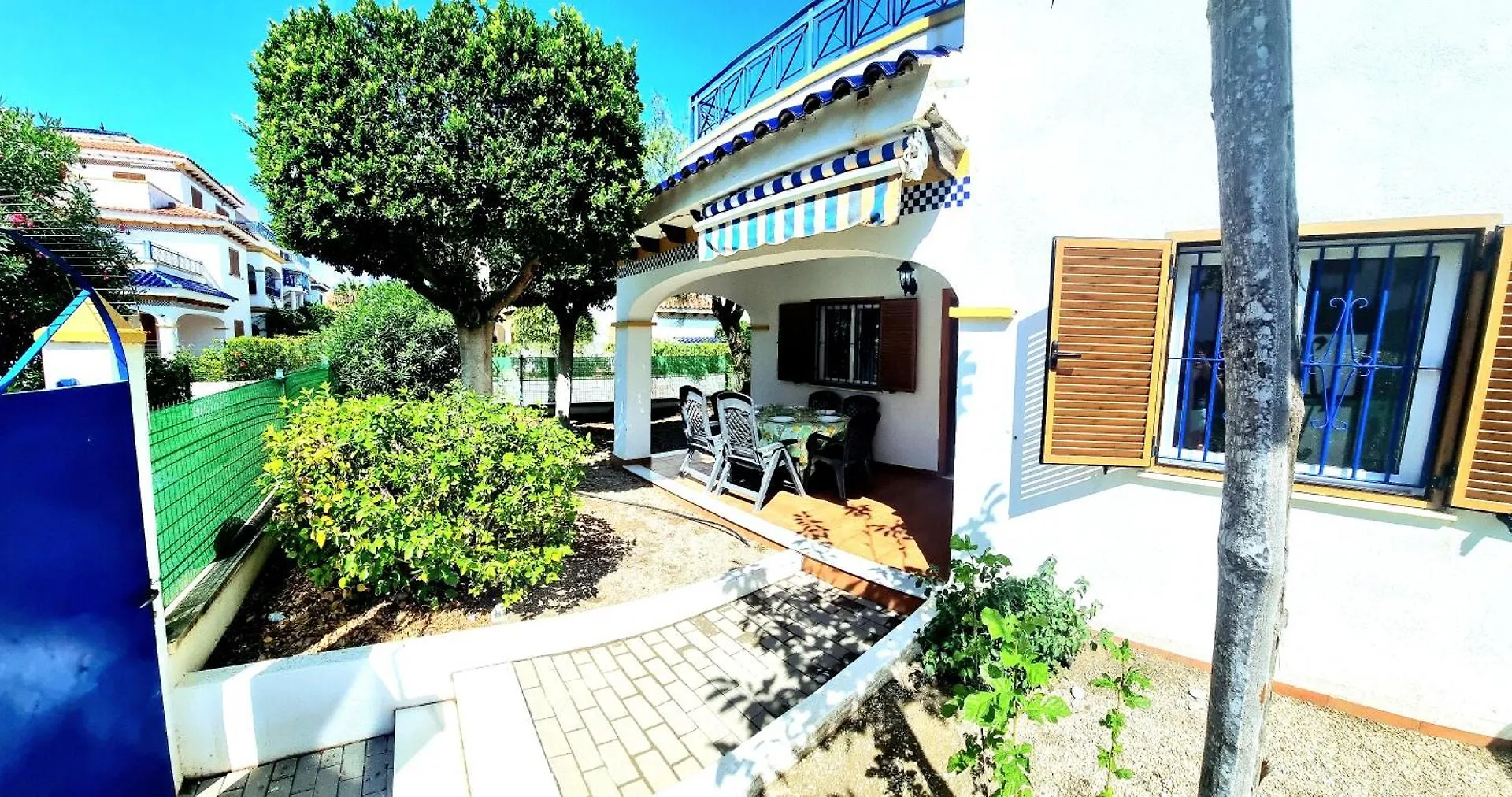 Chalet 3 Dormitorios En Veramar 5 Con Jardin location