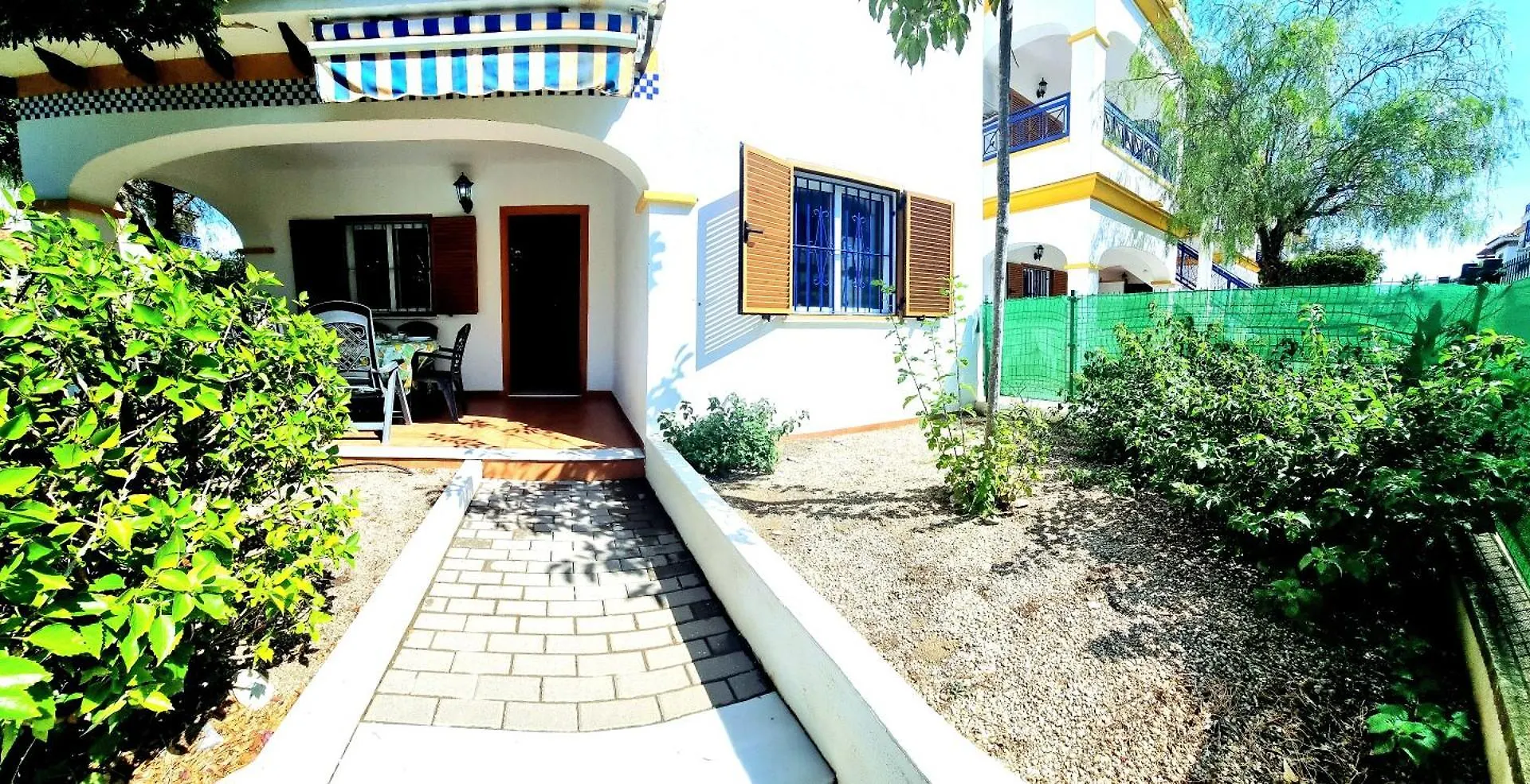 Chalet 3 Dormitorios En Veramar 5 Con Jardin Spain
