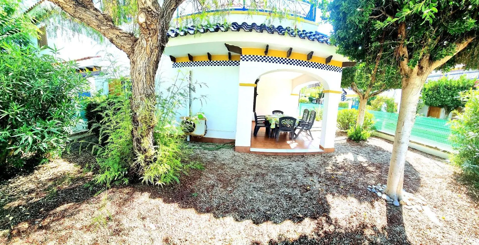 Chalet 3 Dormitorios En Veramar 5 Con Jardin 0*, Vera Spain